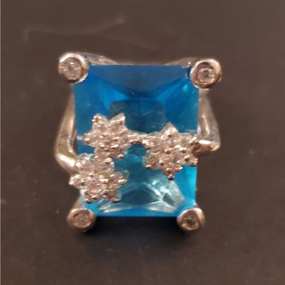 Cocktail Statement Ring - Size 8 - Picture 3 of 4